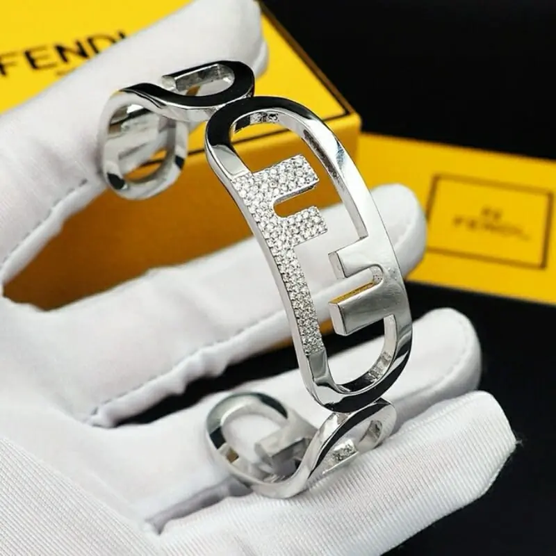 fendi bracelets s_12041503